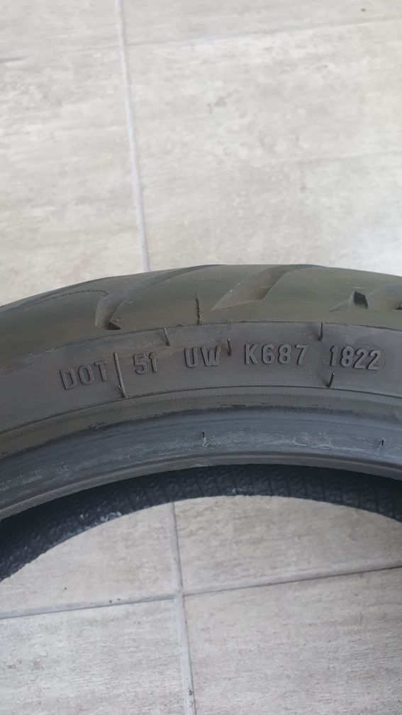 Pirelli Angel ST