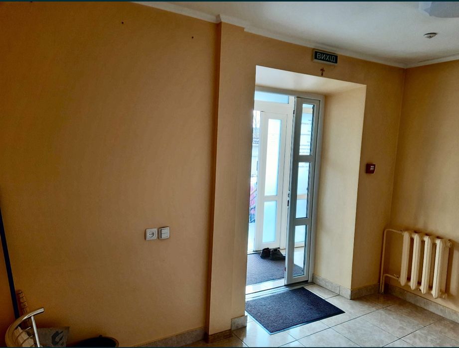 Здається Комерційне приміщення в гарній локаціі