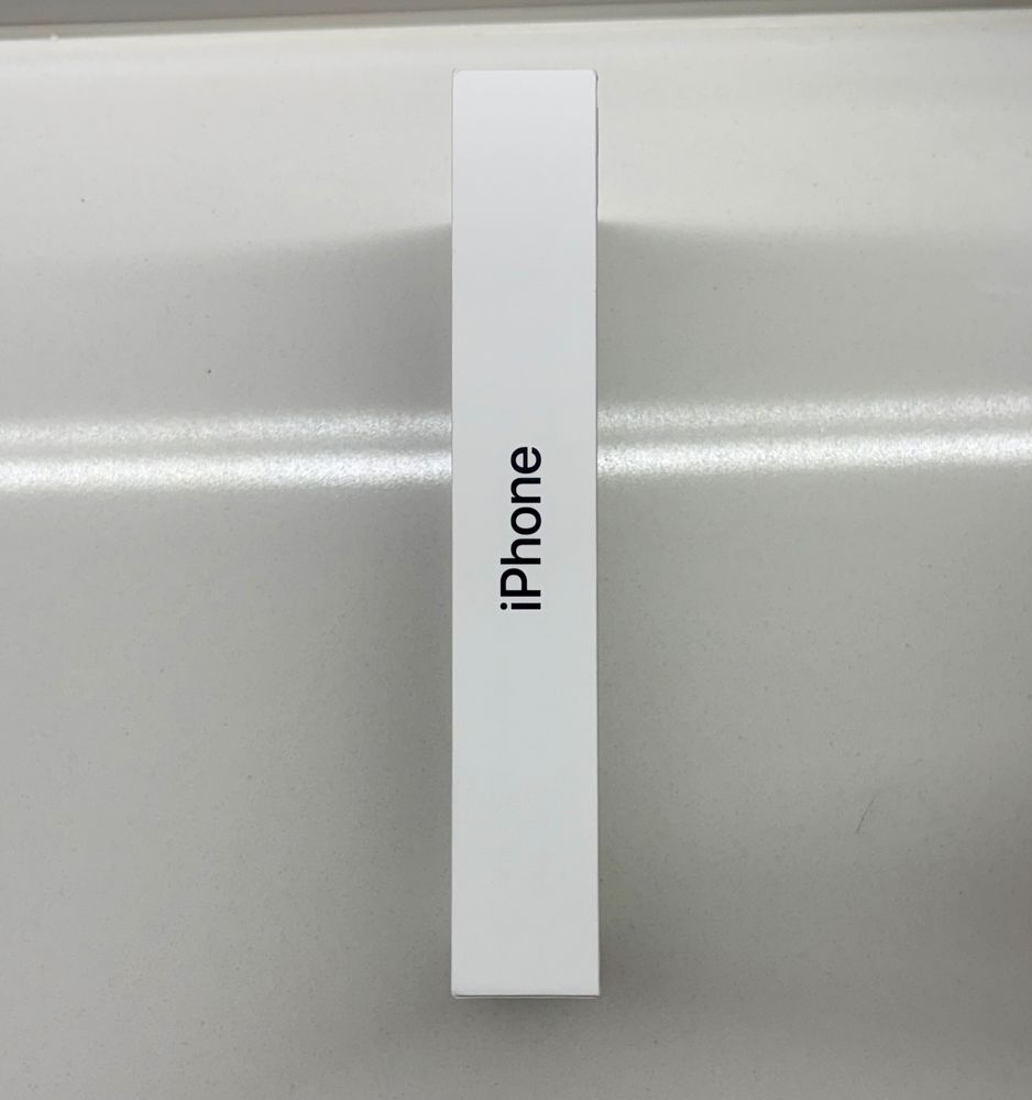 iPhone 16 APPLE (6.1'' - 128 GB - Preto) - NOVO SELADO