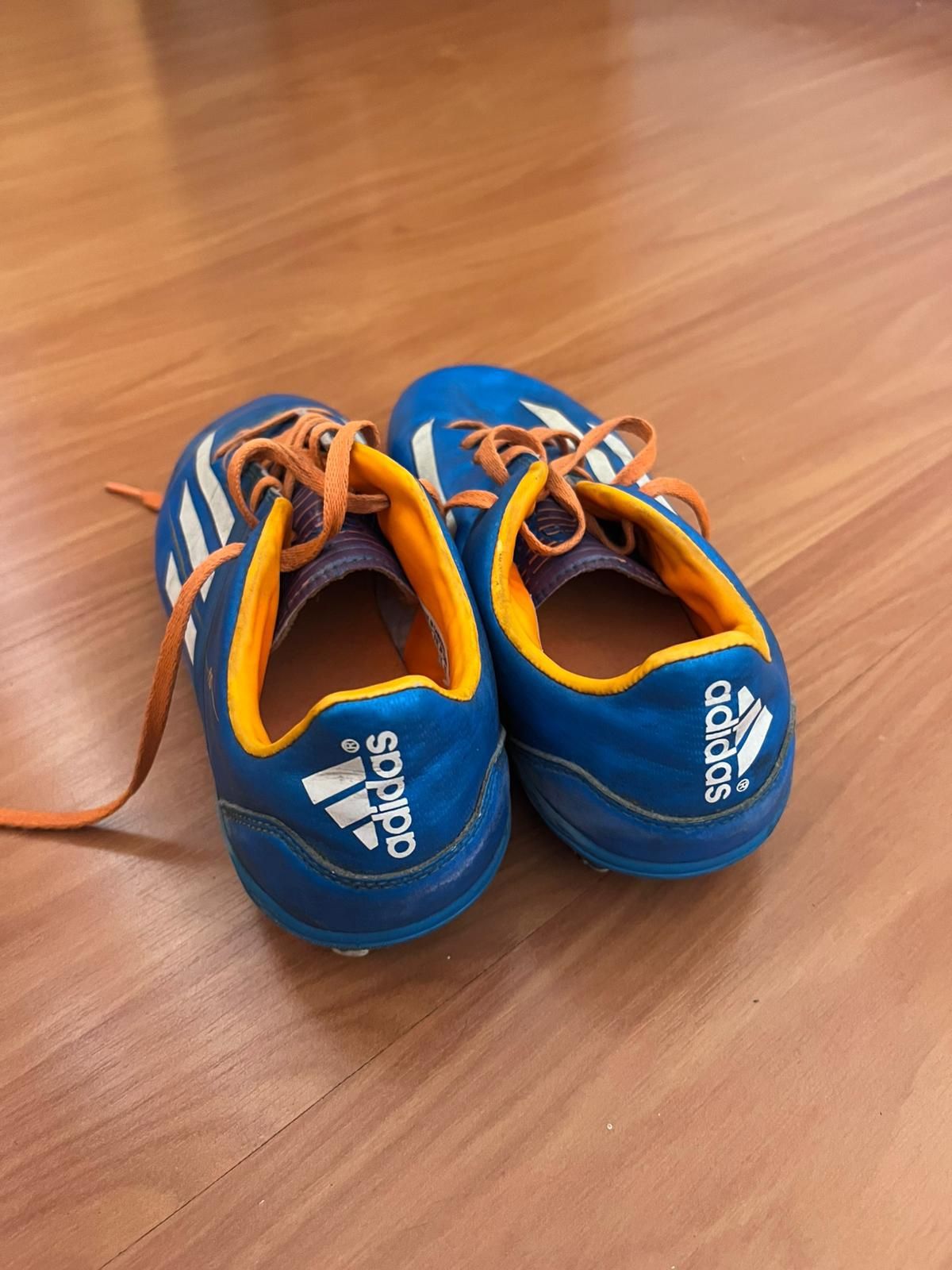 Chuteiras de futebol Adidas para criança