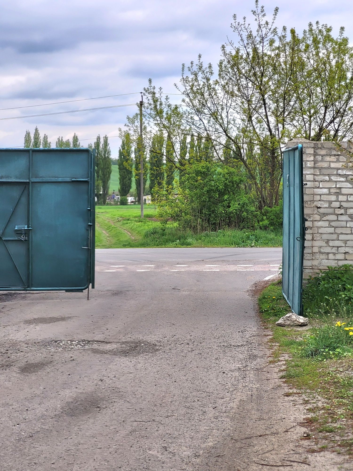 Продам ангари склади з рампою