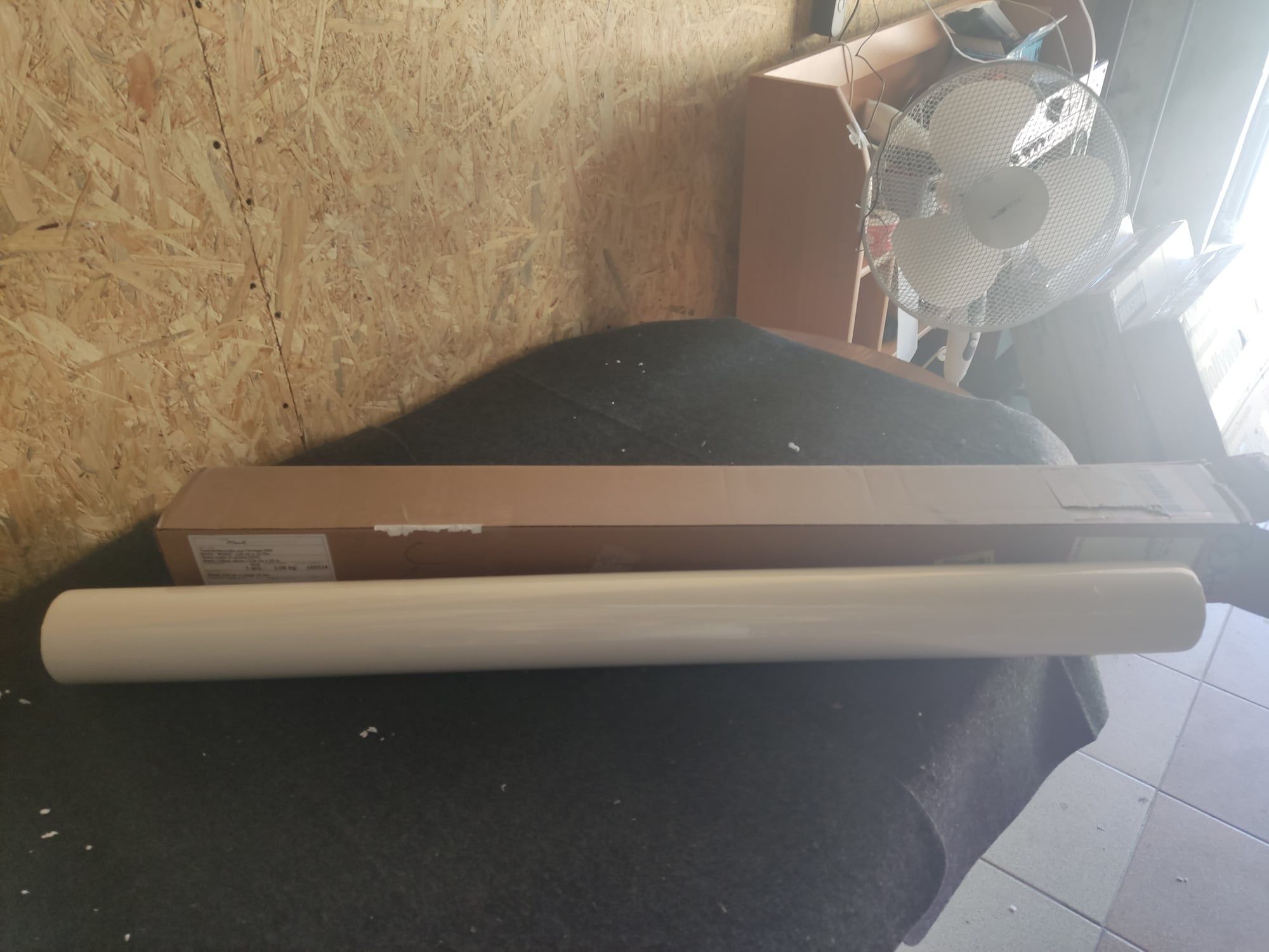 Eco obrus w rolce 118cm x 15m biały 
dzięki naszemu jednokolorowemu ob
