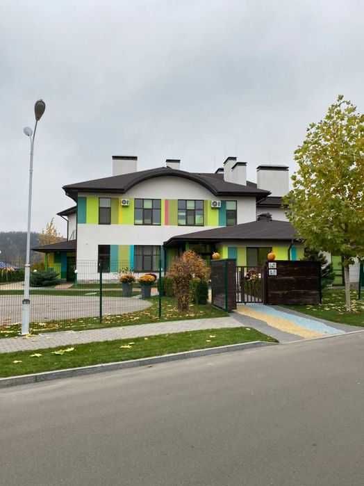 Продам дом(561м2) в с.Романков, в кг Солнечная долина