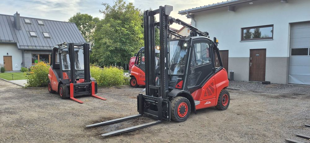 Linde H40D - Diesel - Rok 2015. - 4 sekcje. 9600 mth - Stan BDB.