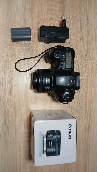 Canon 5d повнокадровий фотоапарат