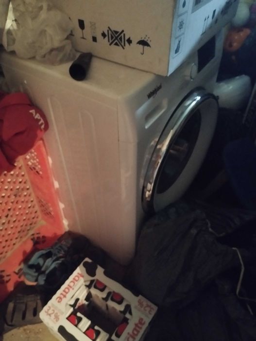 Pralka Whirlpool 8kg wąska