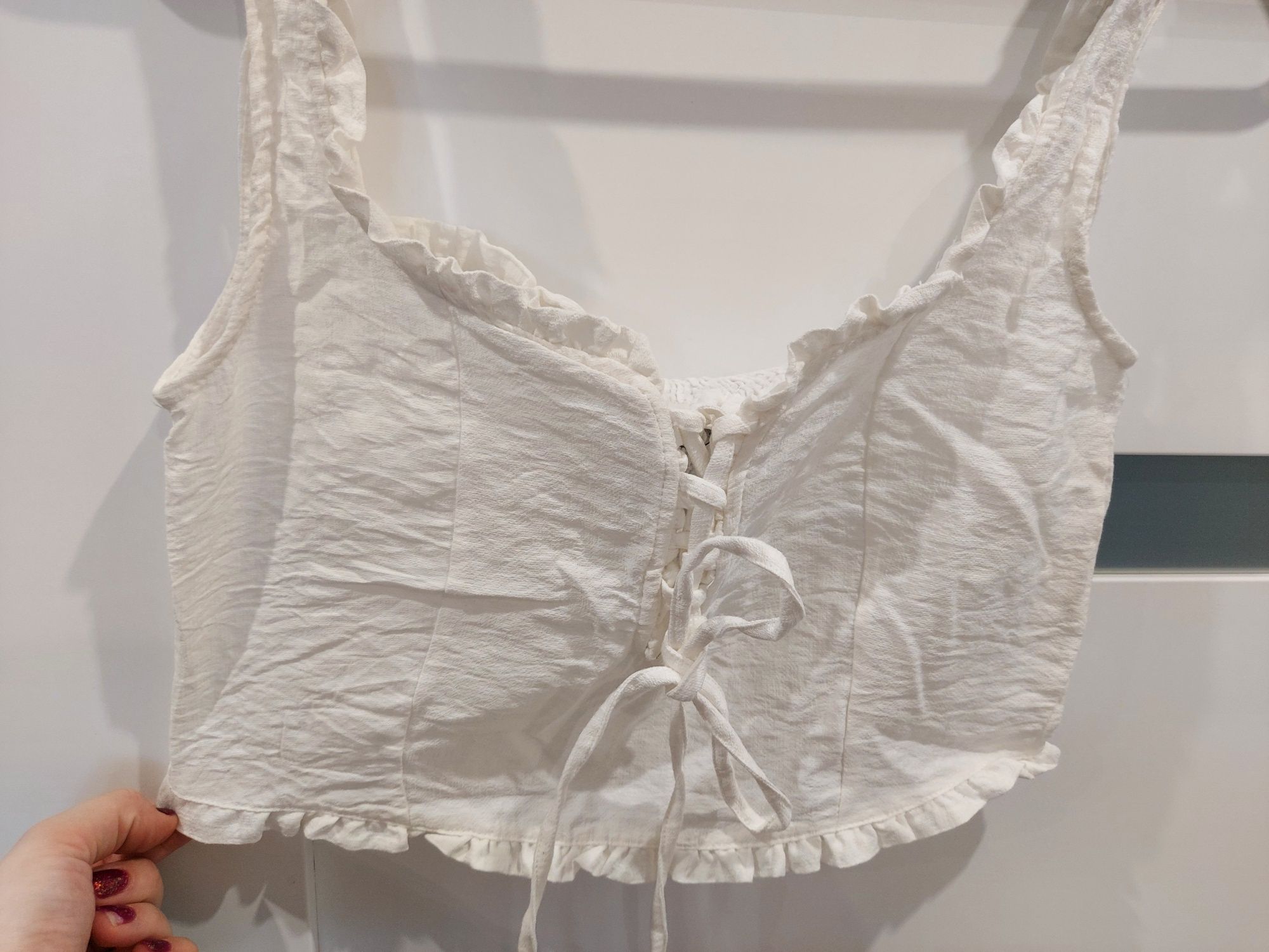 Bluzeczka crop top