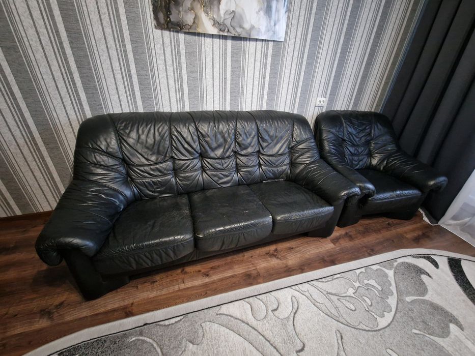 Продам шкіряний диван, комплект 3 шт