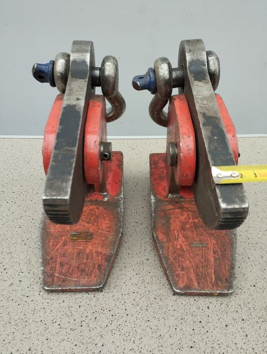 Захват горизонтальный для листового металла.