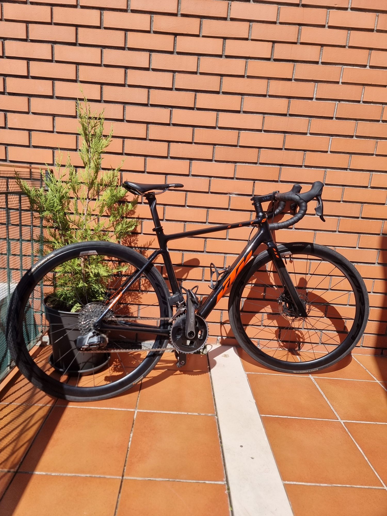 Vendo bicicleta estrada  ktm