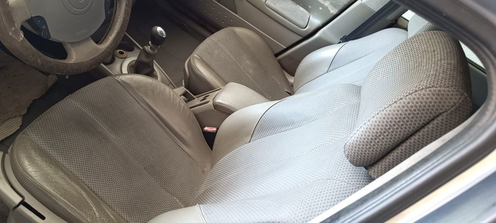 Renault Megane II 1.9 DCI Peças