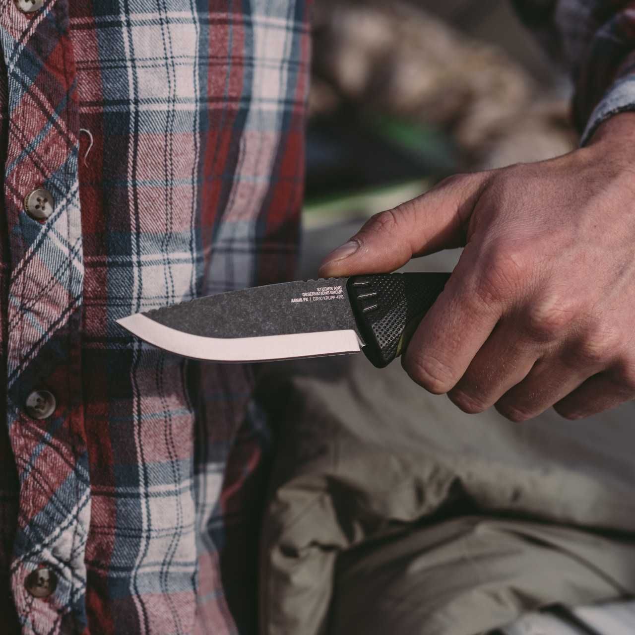 Ніж SOG Aegis FX
