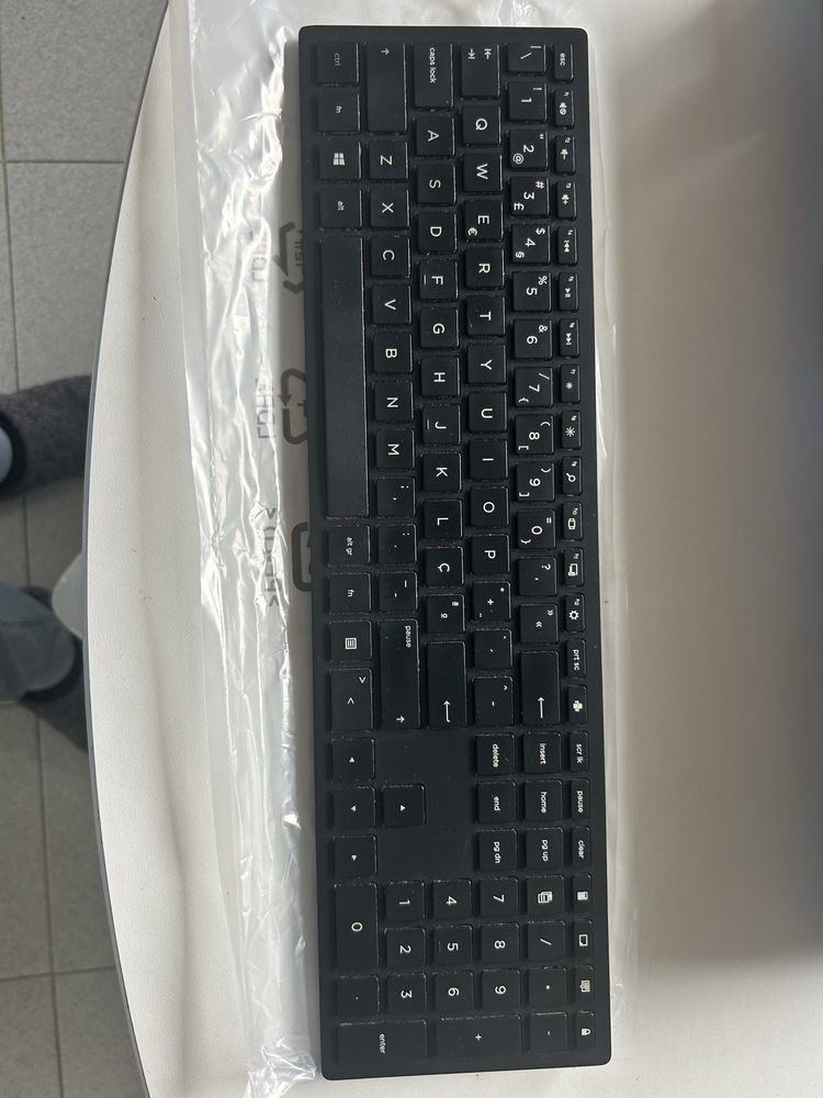 Teclado HP Pavilion 600 s/ fios