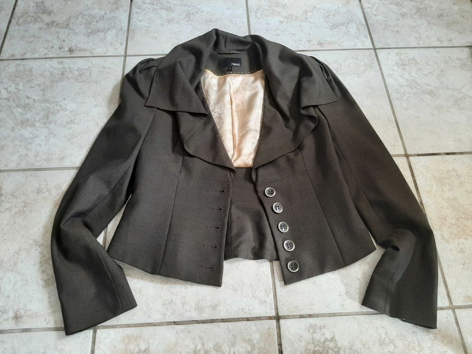 Stylowy żakiet rozm. 34/36