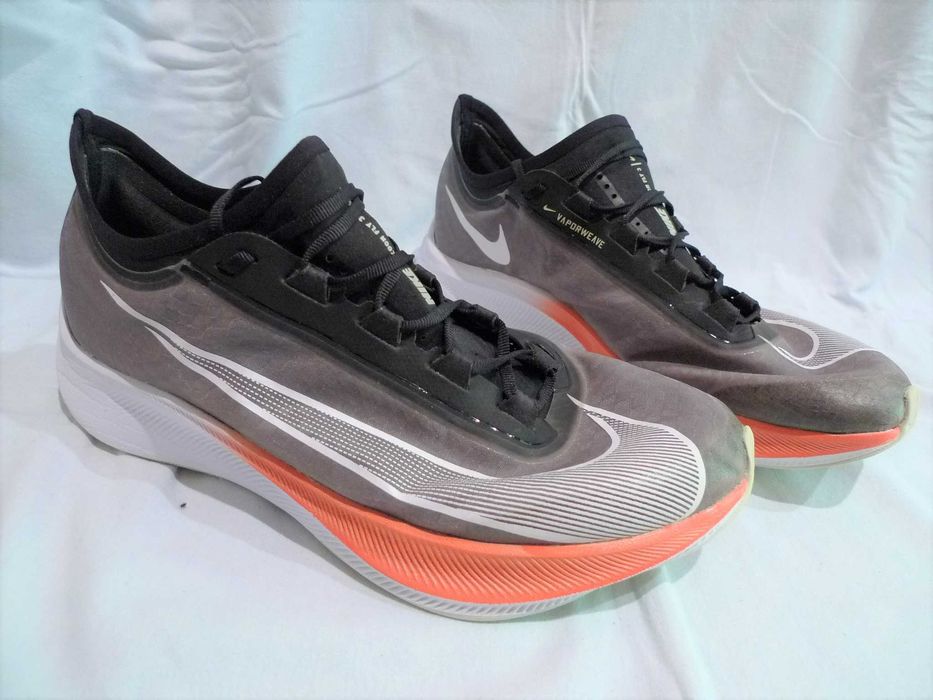 NIKE ZOOM FLY 3, r.44,5/28,5cm Buty biegowe do biegania