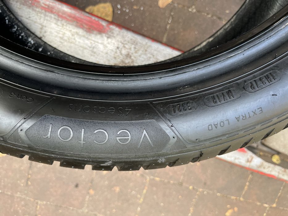 1szt. 205/50/17 Goodyear Vector 4Season Gen-3 2024r. 100%
