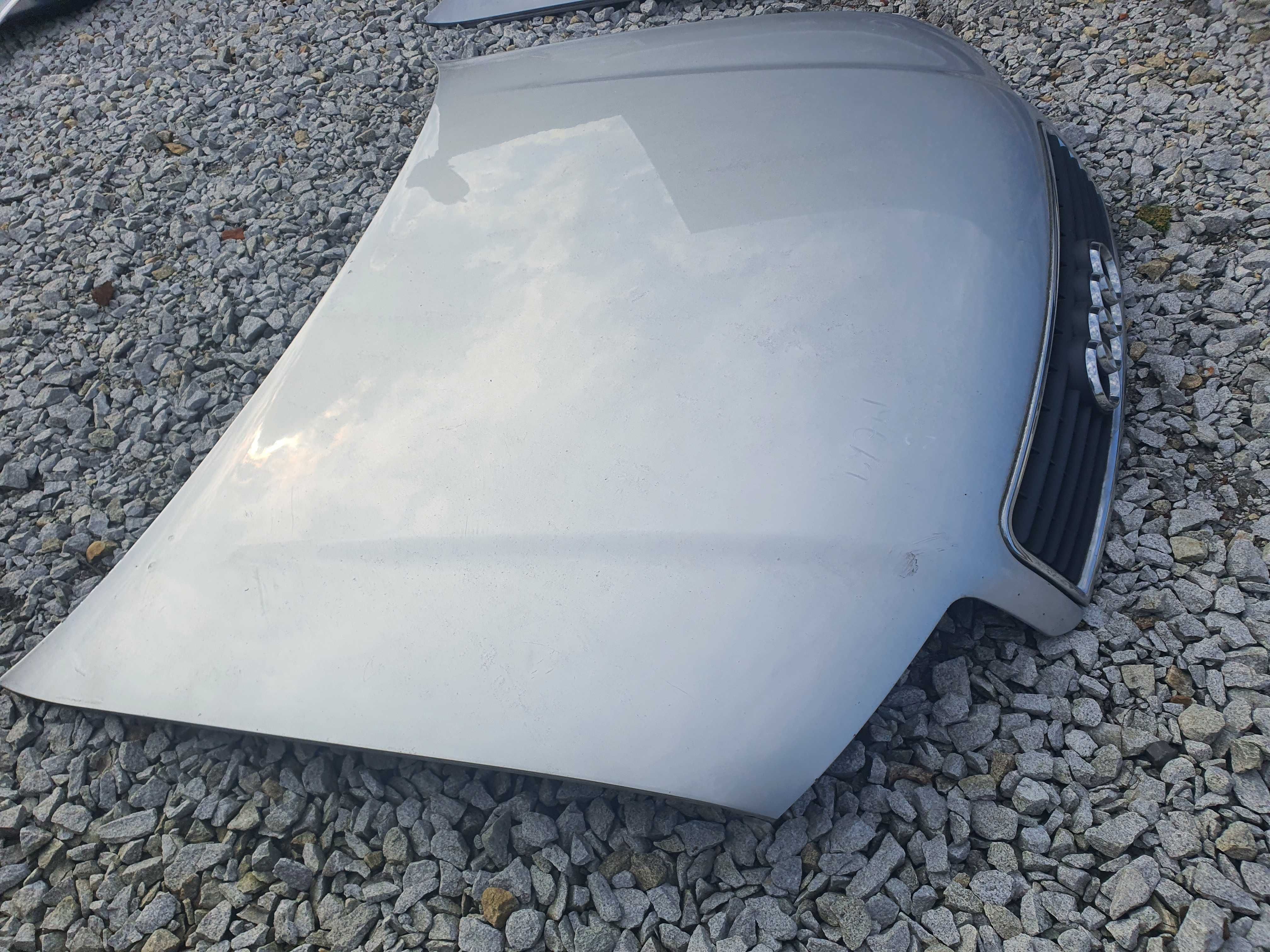 Audi A4 B6 maska przednia srebrna kolor LY7W 2