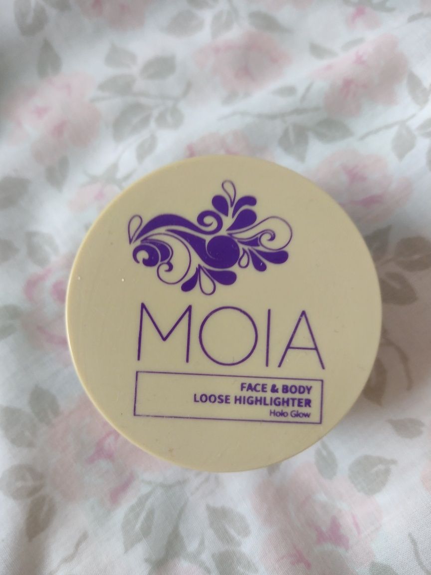 Sypki rozświetlacza moia loose highlighter face&body