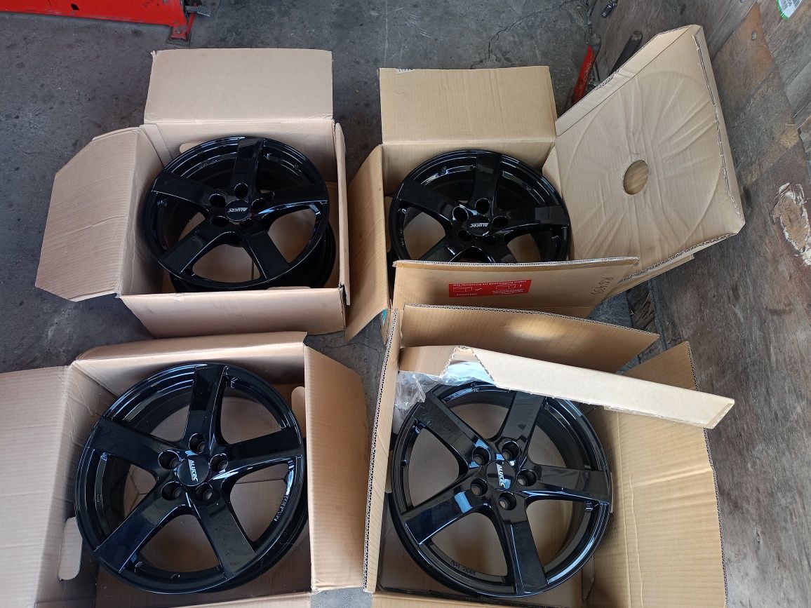 Alufelgi Alutec 7,5jx17H2 ET33 5x110 Nowe Opel Astra Zafira it okazja!