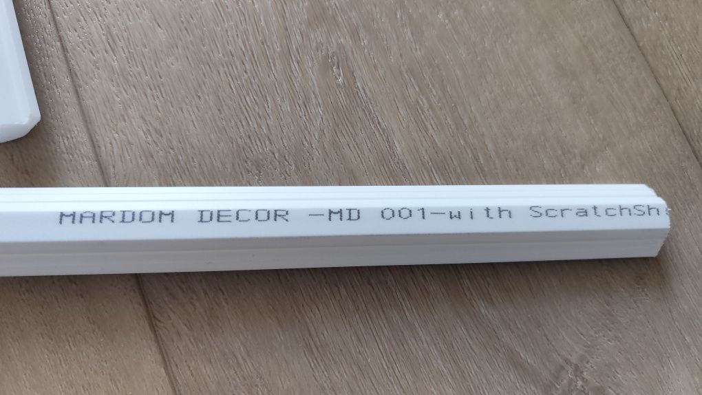 Dekoracyjna listwa przypodłogowa lakierowana MD354 11 cm Mardom Decor