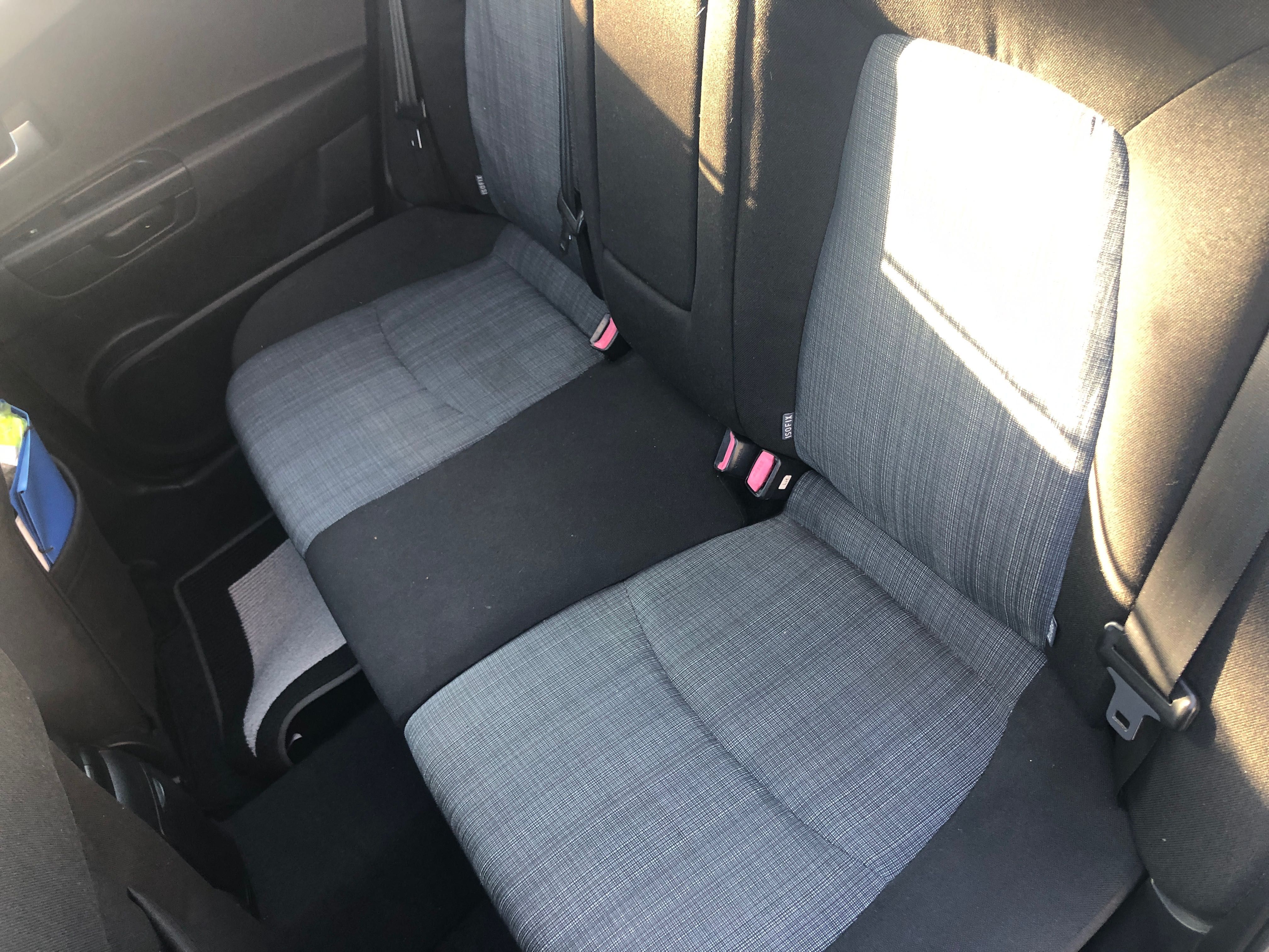 Vendo kia ceed hatchback 1.6