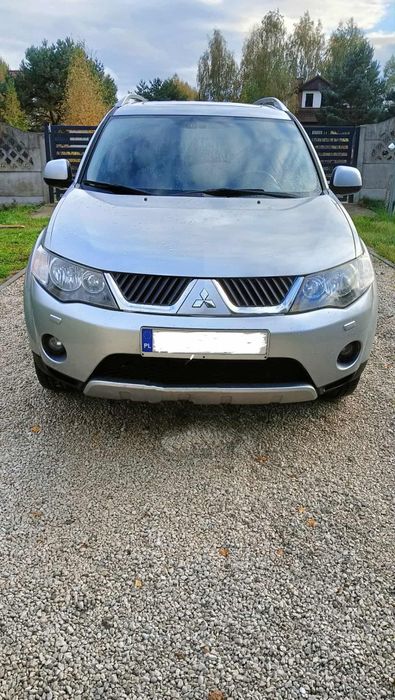 Mitsubishi Outlander 4x4 2.2 HDi 7 os
