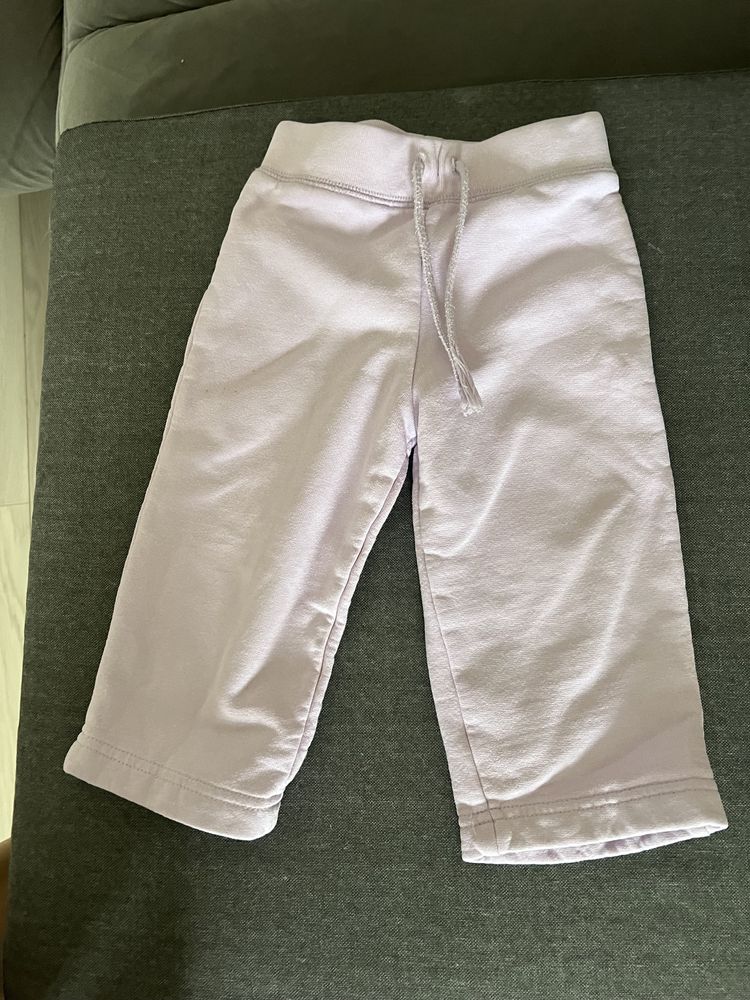 Liliowe spodnie dresowe na meszku r. 18 mc 1,5 roku