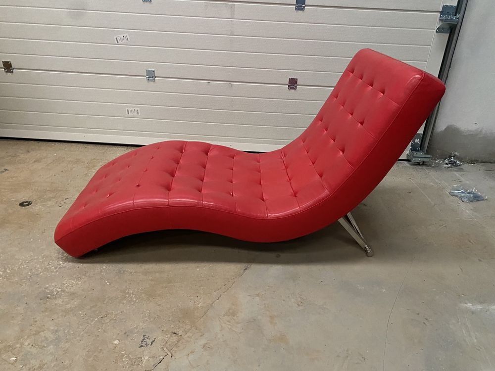 Chaise lounge vermelha