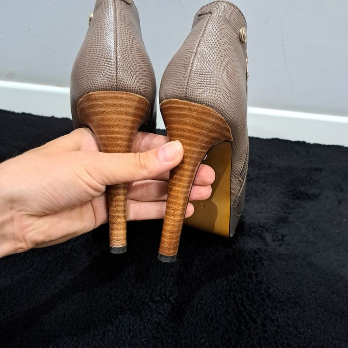 Botki Tommy Hilfiger, 38, buty za kostkę, buty na obcasie, 100% Skóra,