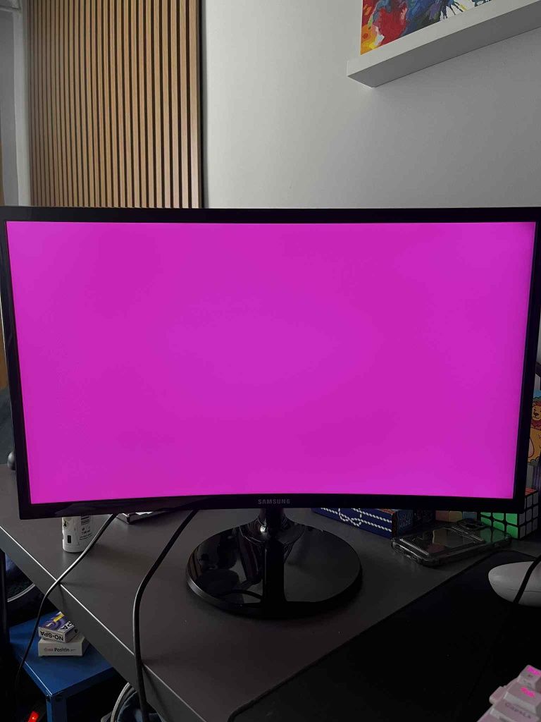 Monitor samsung C24F390FH