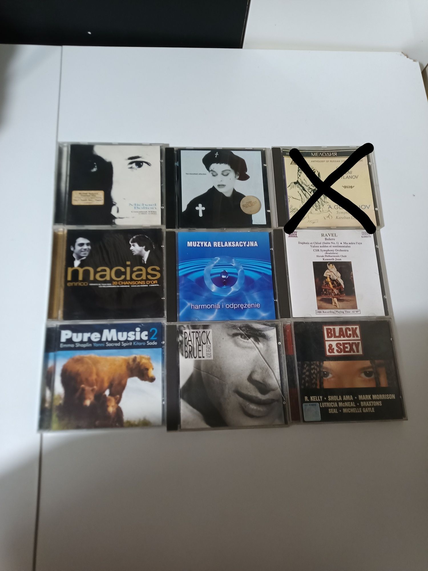 19 płyt CD z muzyką - Edith Piaf, Rod Stewart i inni