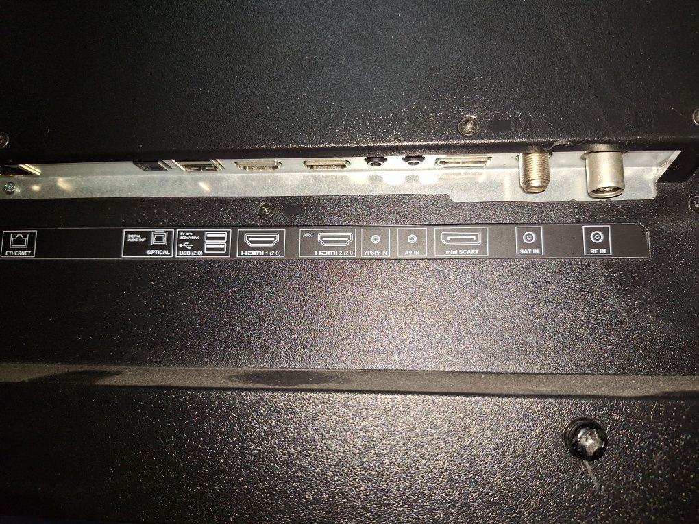 TV Sharp LC-49CUG8052E  49" LED FullHD 4XHDMI,3xUSB podstawa + pilot.