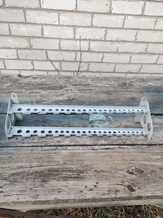 Полочка для отвёрток и гаечных ключей. СССР.