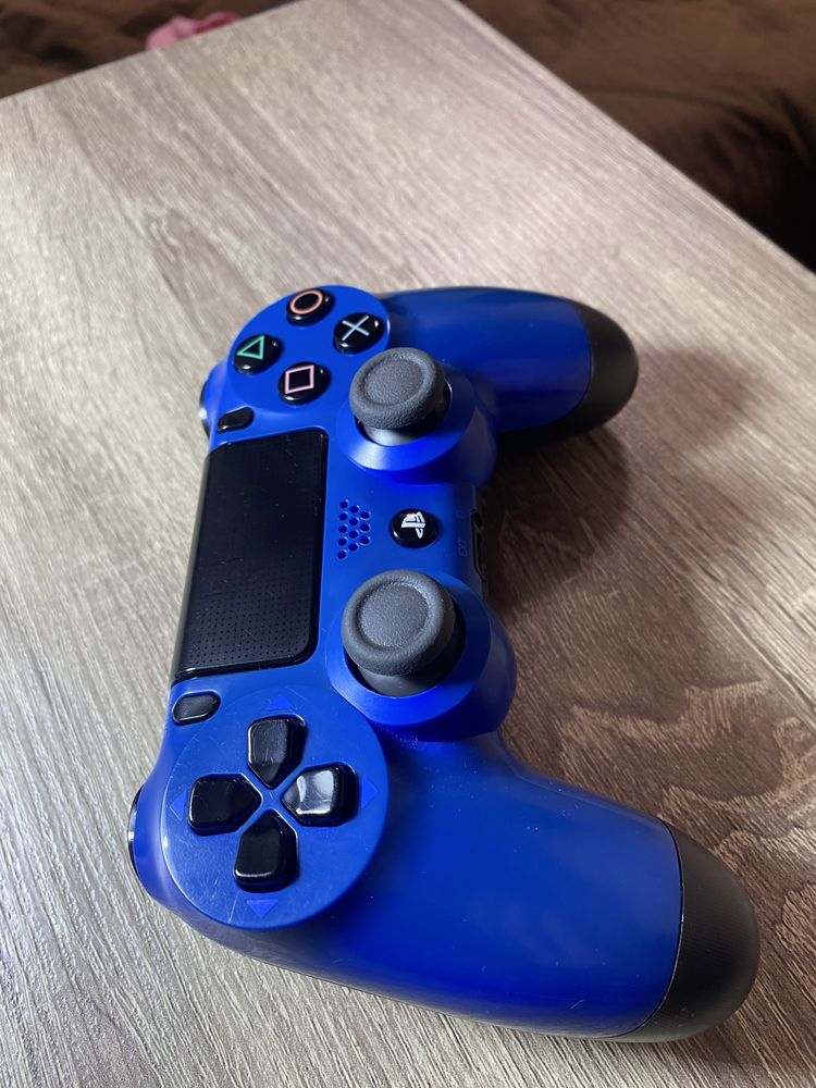 Геймпад Dual Shock 4