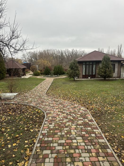 Продаж будинка в екологічному місті