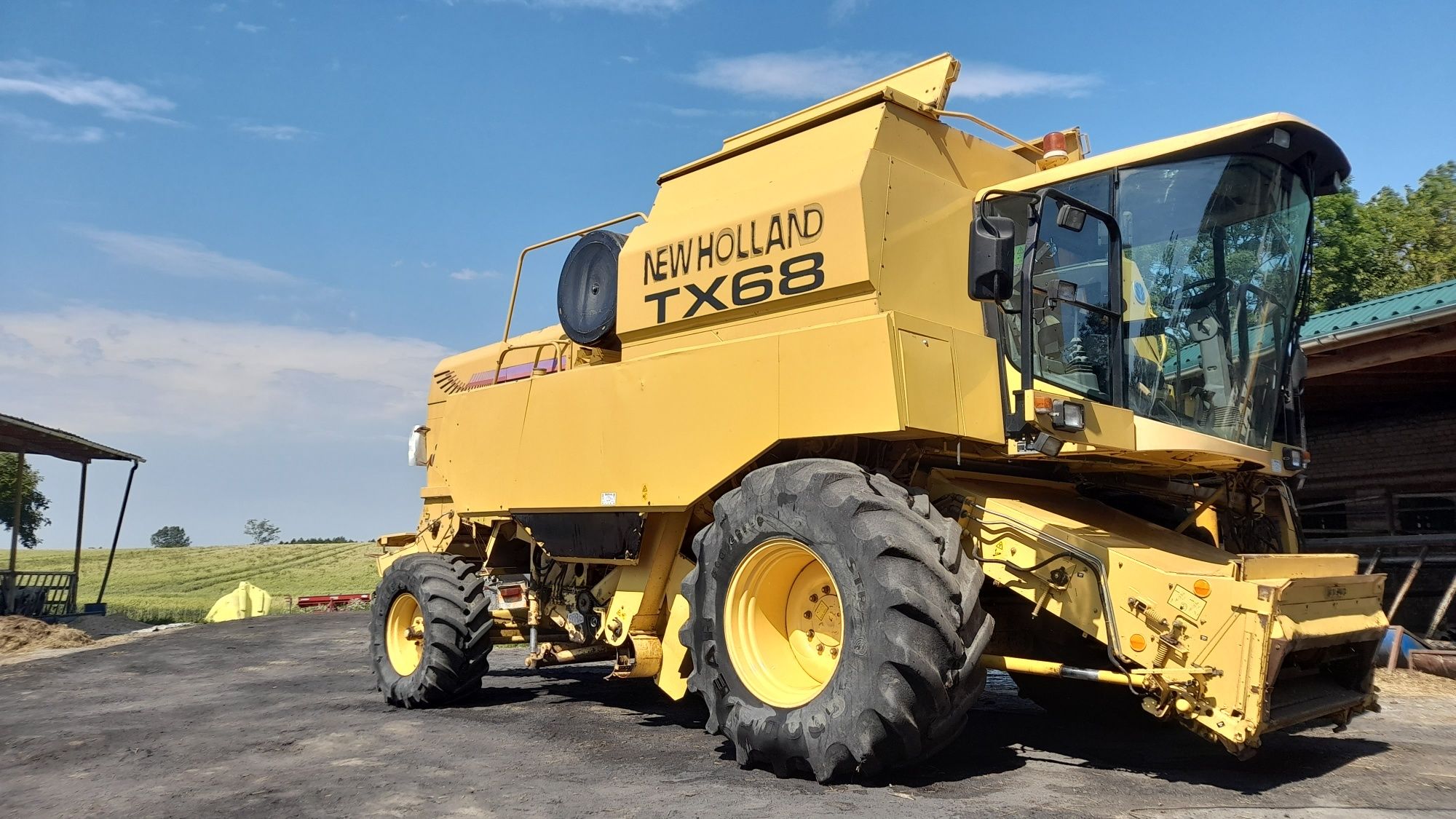 Kombajn new holland tx 68