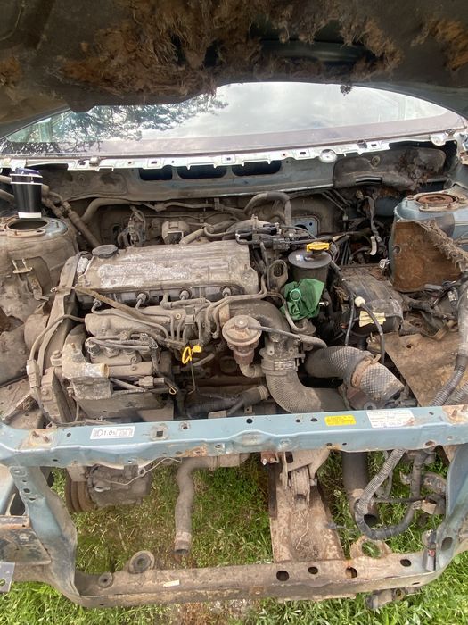 Продам двигун Мазда Premacy