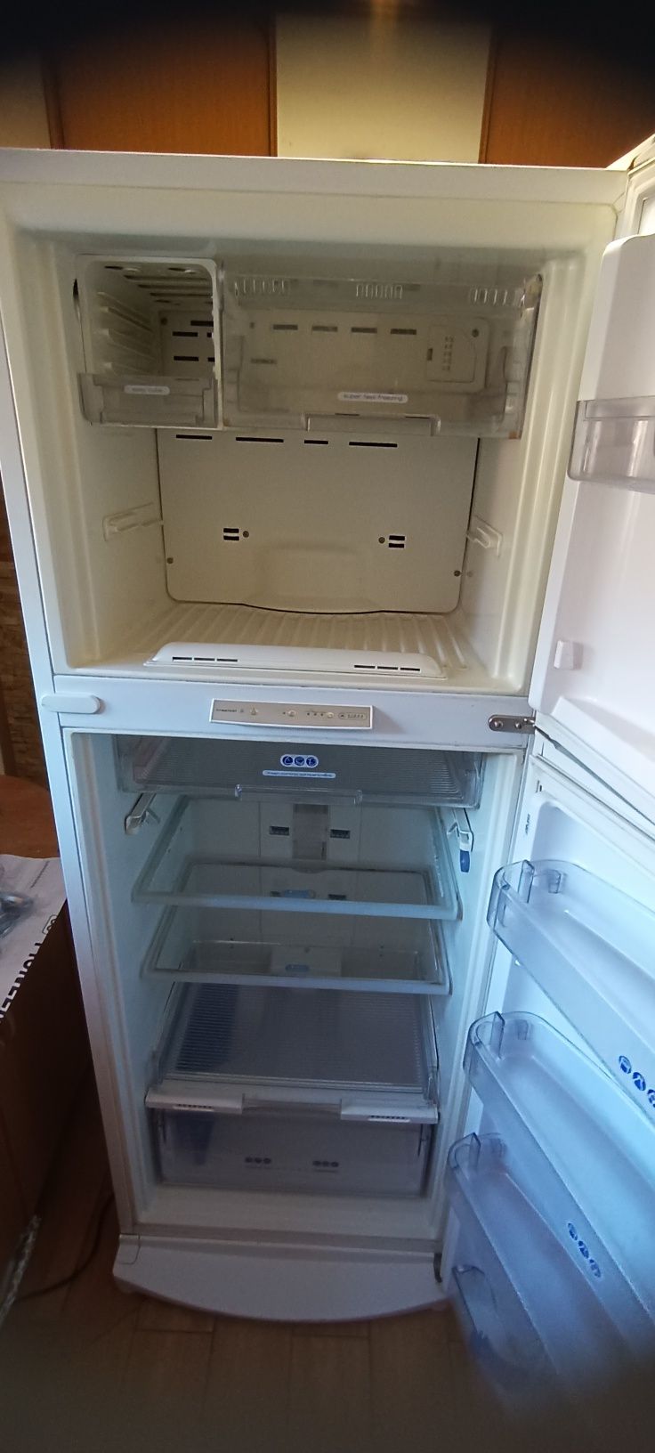 Холодильник широкий whirpool