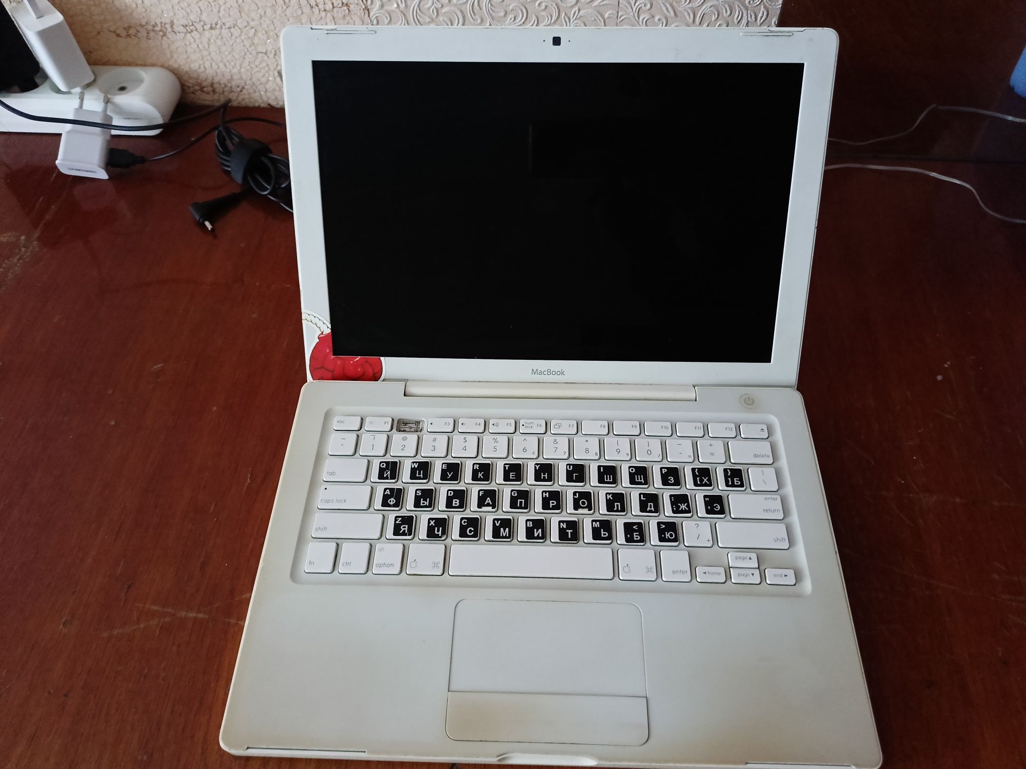 MacBook 13 (late2008)