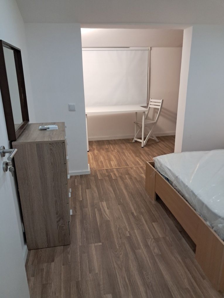 Alugo cuarto tipo suite o con dois camas de solteiro