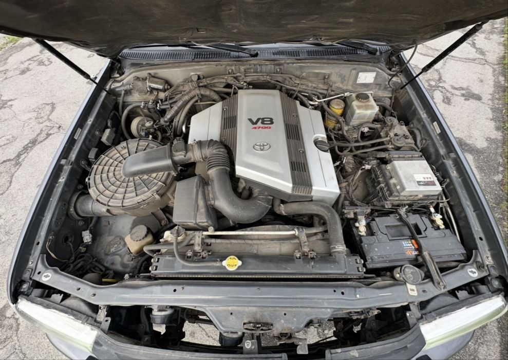 Продам ЛЕГЕНДУ Toyota Land Cruiser 100 2004 4.7 газ