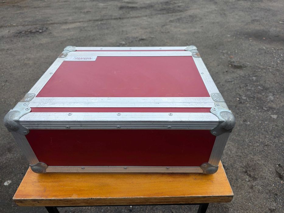 RACK 4U 1x szyna (34cm do klapy) double door case FAKTURA