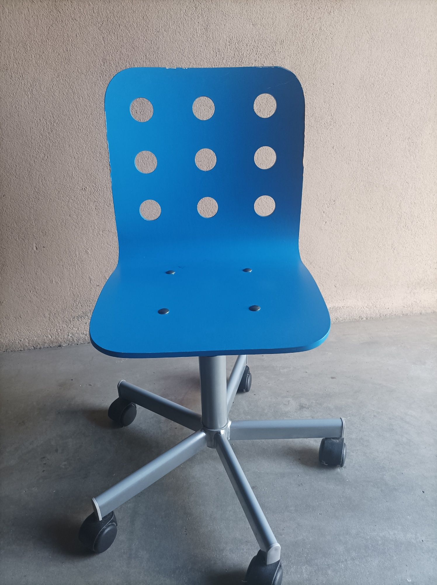 Cadeira de estudo infantil Ikea