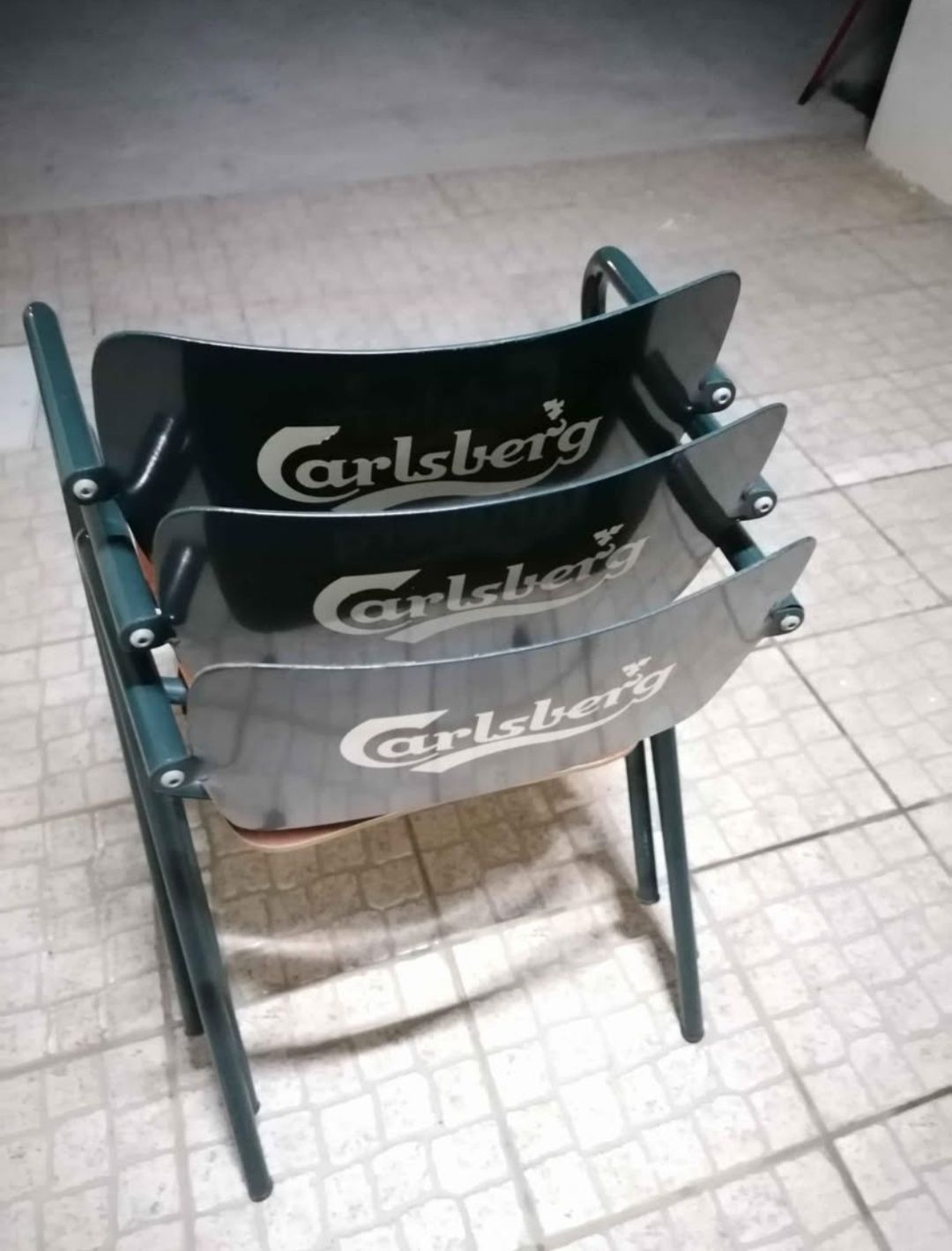 Vendo cadeiras Carlsberg