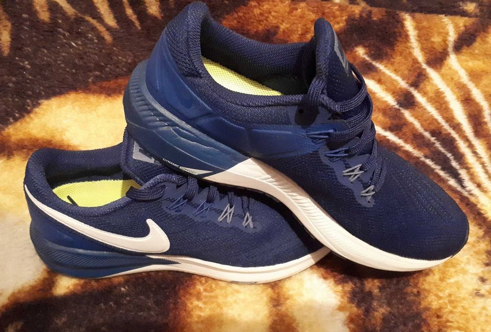Nike Structure 22 rozmiar 41