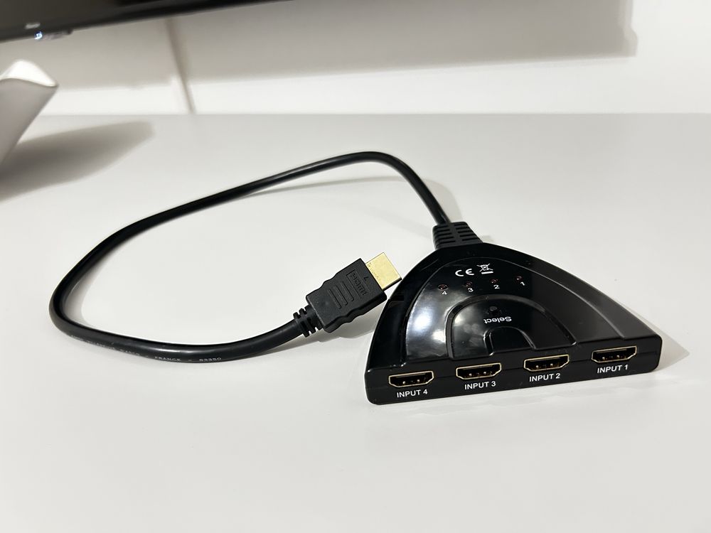 Extensor HDMI em bom estado
