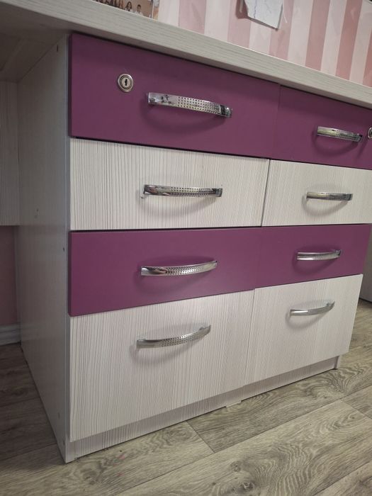 Ліжко з матрацом: 2 ліжка, стіл, підліткове ліжко, кровать