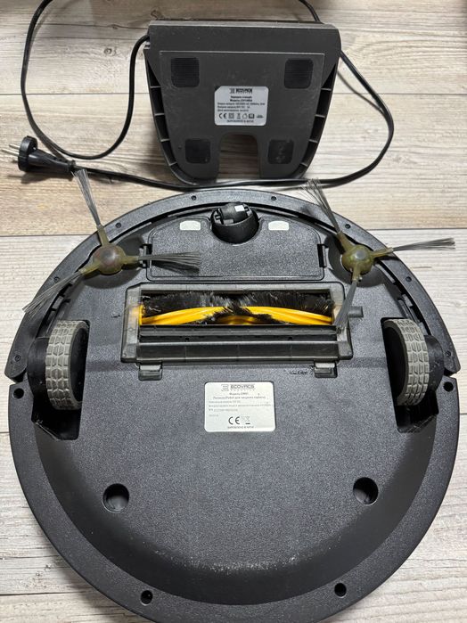 Робот-пилосос Ecovacs Deebot DM81