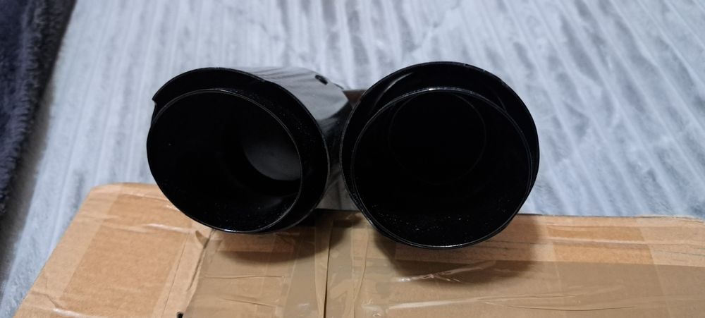 Ponteira duas saídas em carbono