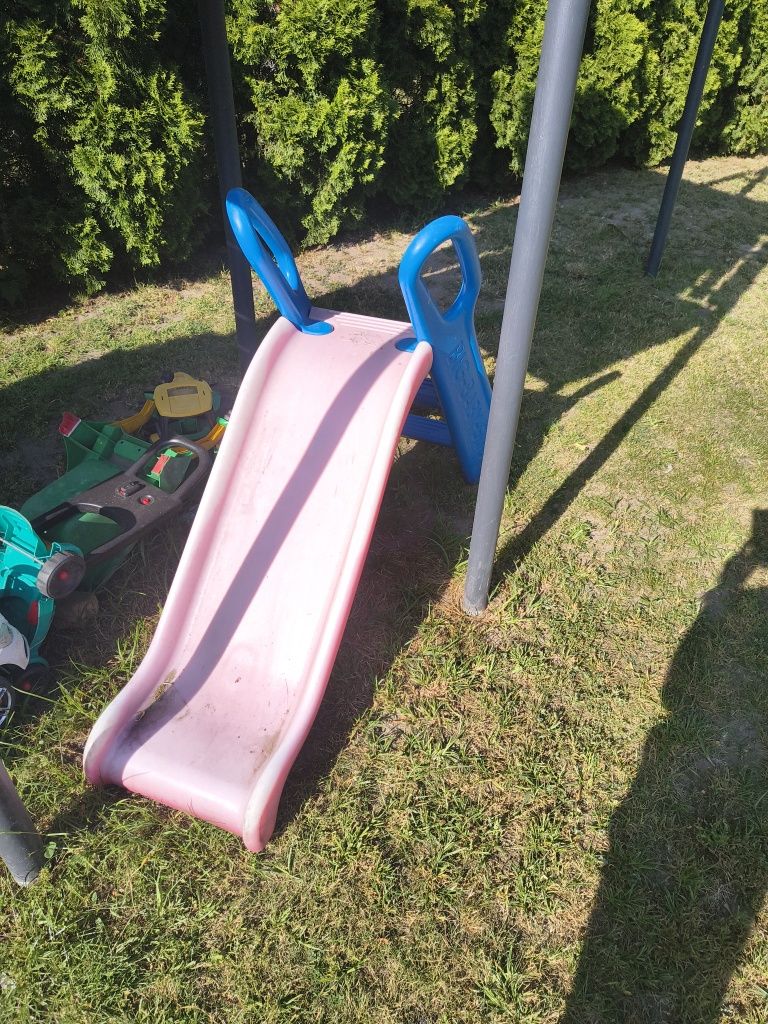 Zjeżdżalnia dla dziecka